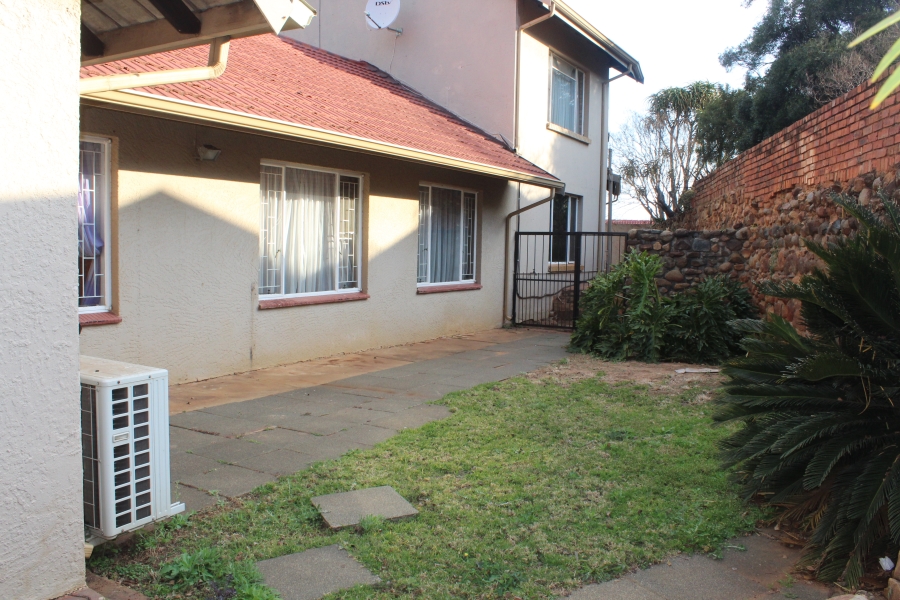4 Bedroom Property for Sale in Schoemansville North West